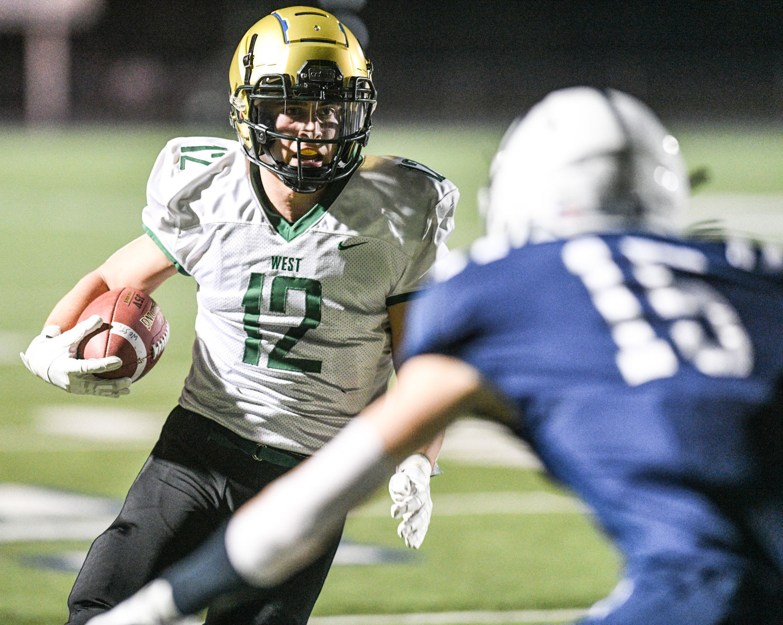110620-qc-spt-icw-pv-football-041